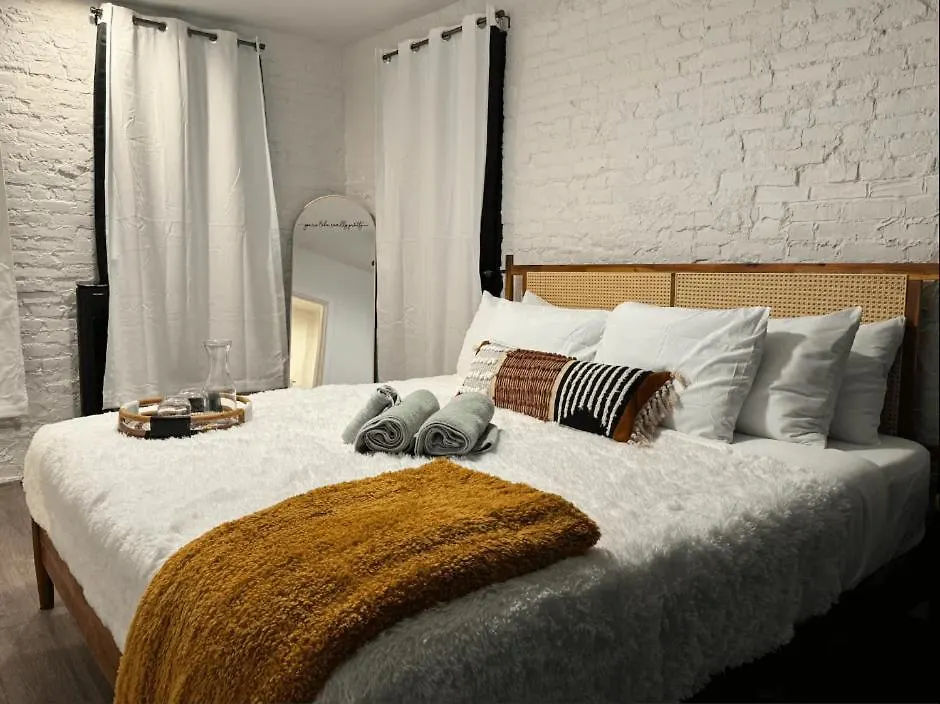 הוילה קולומבוס Short North Convention King Bed Free Parking! 0*,  ארצות הברית