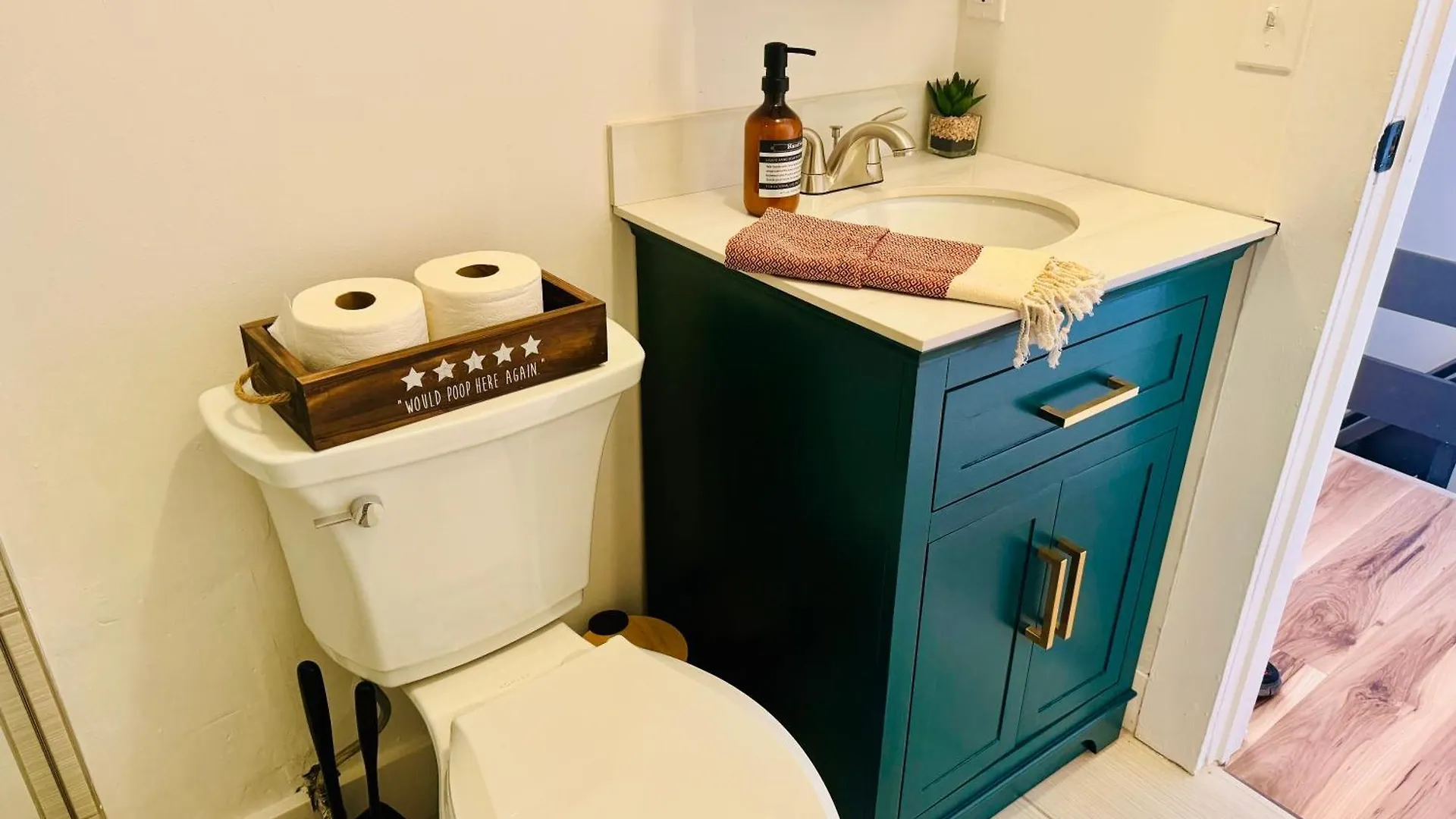 הוילה קולומבוס Short North Convention King Bed Free Parking! 0*,